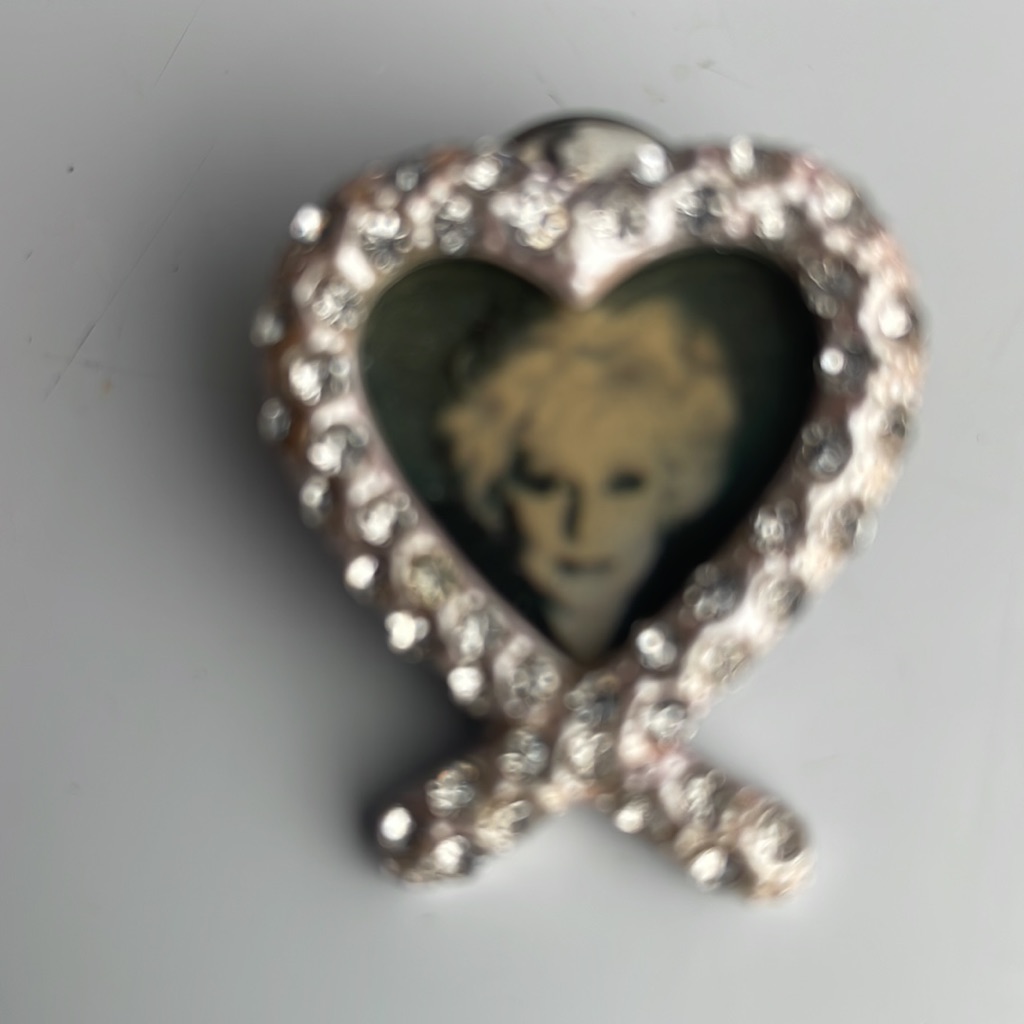 Vintage Mary Kay Pin Brooch Picture Frame Heart Metal Back Lapel Hat Rhinestones 39$